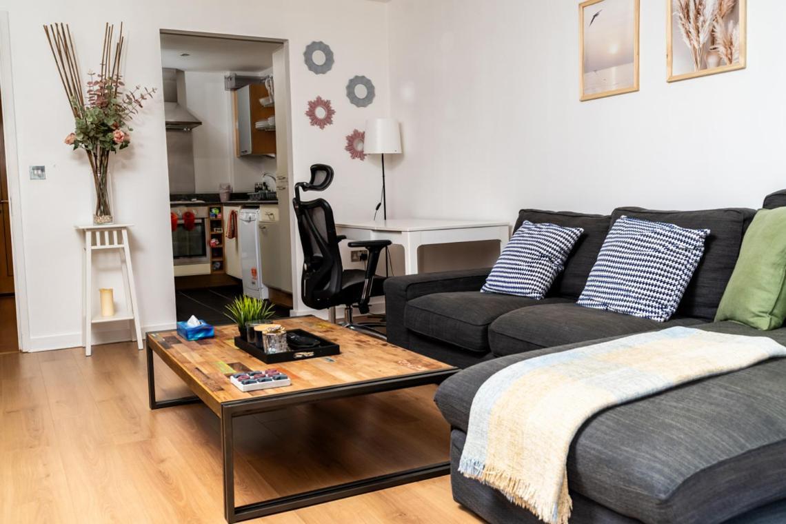 Appartement Stunning 1 Bedroom In Grand Cannal